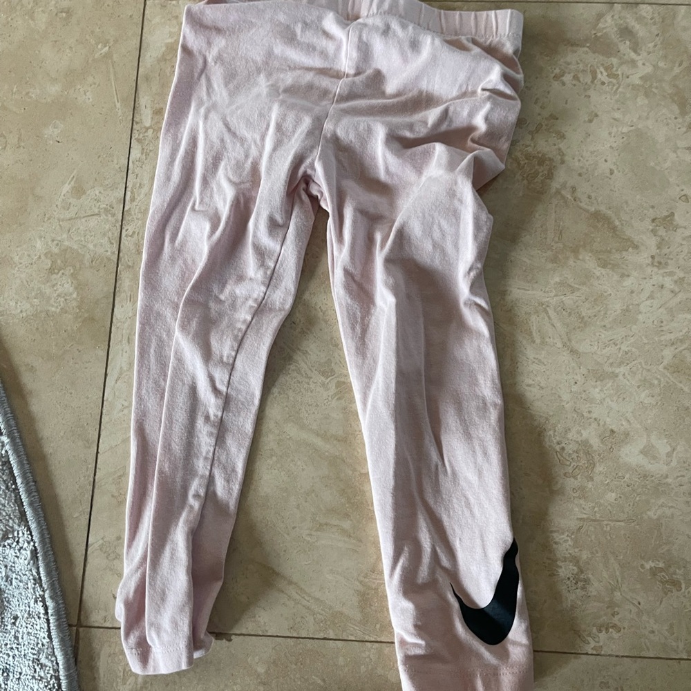 Nike leggings size 4 worn once